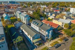 321 Ashley Avenue photo 4