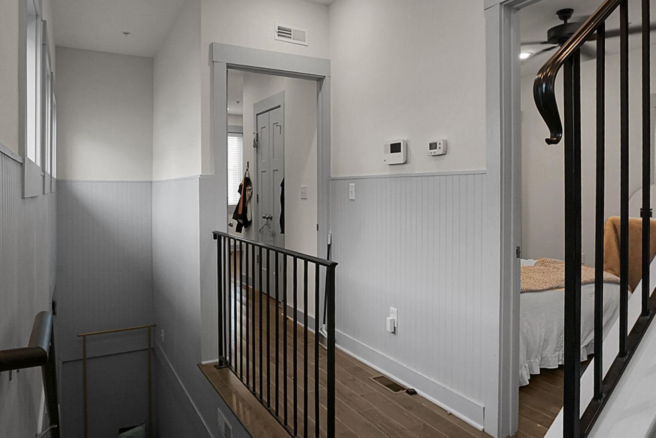 321 Ashley Avenue Photo 32