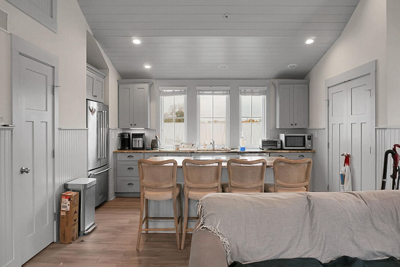 321 Ashley Avenue Photo 48