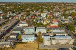 321 Ashley Avenue photo 4