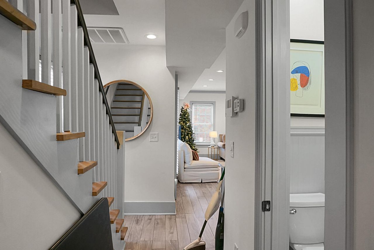 321 Ashley Avenue Photo 54