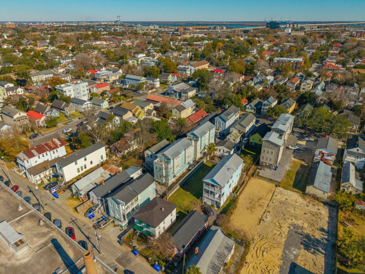 321 Ashley Avenue Photo 6