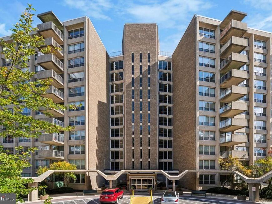 1001 City Ave., Unit W-1004, Wynnewood, PA 19096 Main Photo