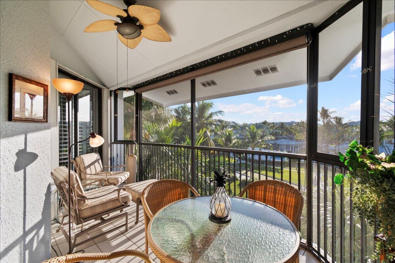 143 Bay Colony Drive N, Unit Penthouse, Juno Beach, FL 33408 Photo