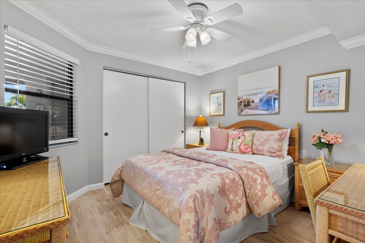 143 Bay Colony Drive N, Unit Penthouse, Juno Beach, FL 33408 Photo