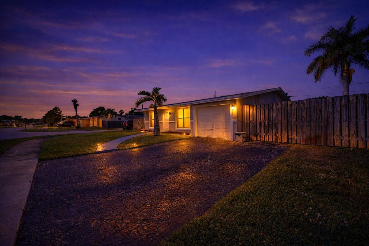 9661 NW 24th Place, Sunrise, FL 33322 Photo