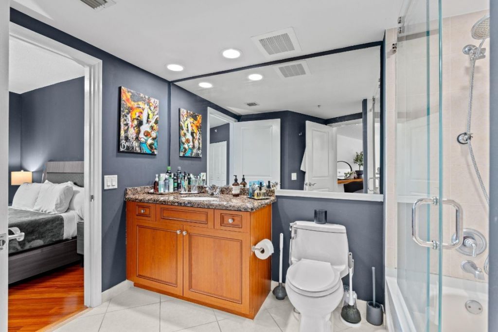 347 N New River Drive, Unit 606, Fort Lauderdale, FL 33301 Photo