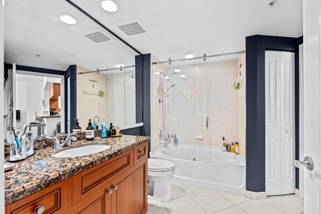 347 N New River Drive, Unit 606, Fort Lauderdale, FL 33301 Photo