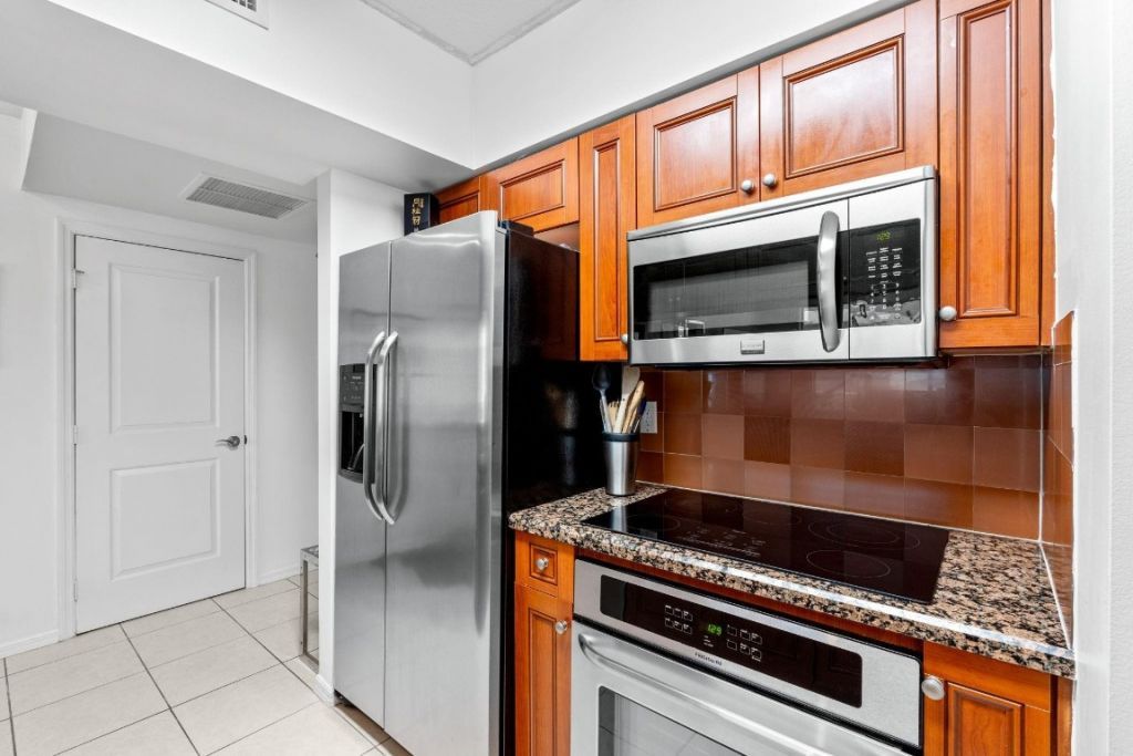 347 N New River Drive, Unit 606, Fort Lauderdale, FL 33301 Photo