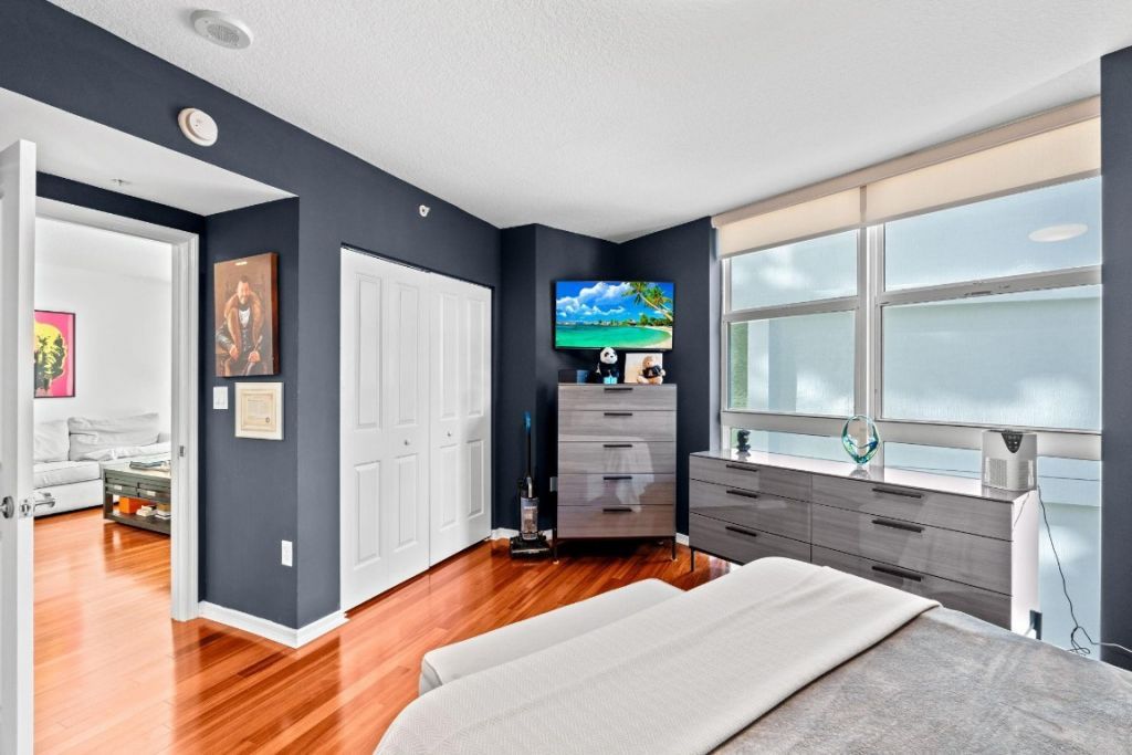 347 N New River Drive, Unit 606, Fort Lauderdale, FL 33301 Photo