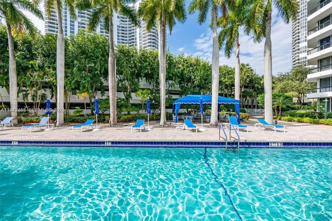 3600 Mystic Pointe Dr, Unit 1212, Aventura, FL 33180 Photo