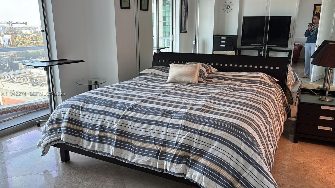 185 SW 7th St , Unit 1502, Miami, FL 33130 Photo