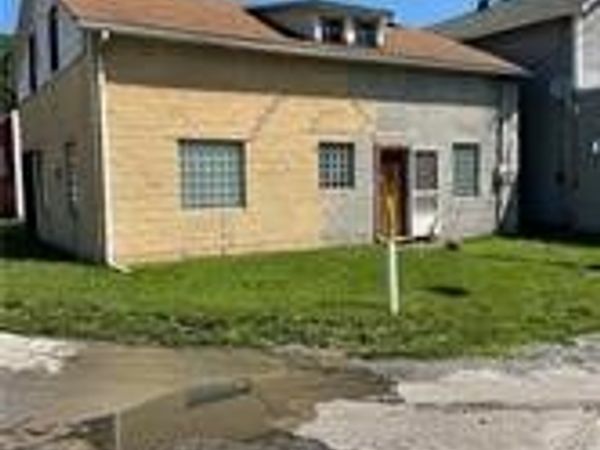 406 Elizabeth Street, East Liverpool, OH 43920