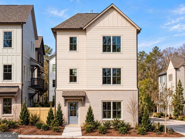 3304 Stillwood Lane, Hapeville, GA 30354
