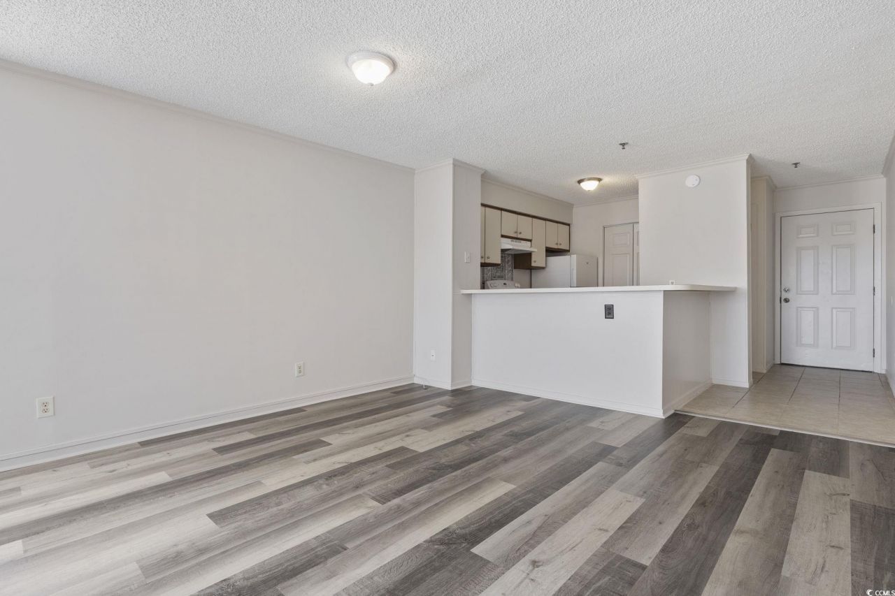 4350 Intercoastal Ln. Photo 8