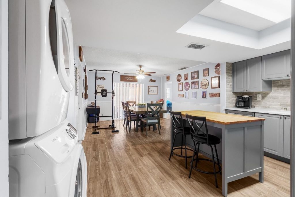 8101 NW 27th Street, Unit 4, Coral Springs, FL 33065 Photo