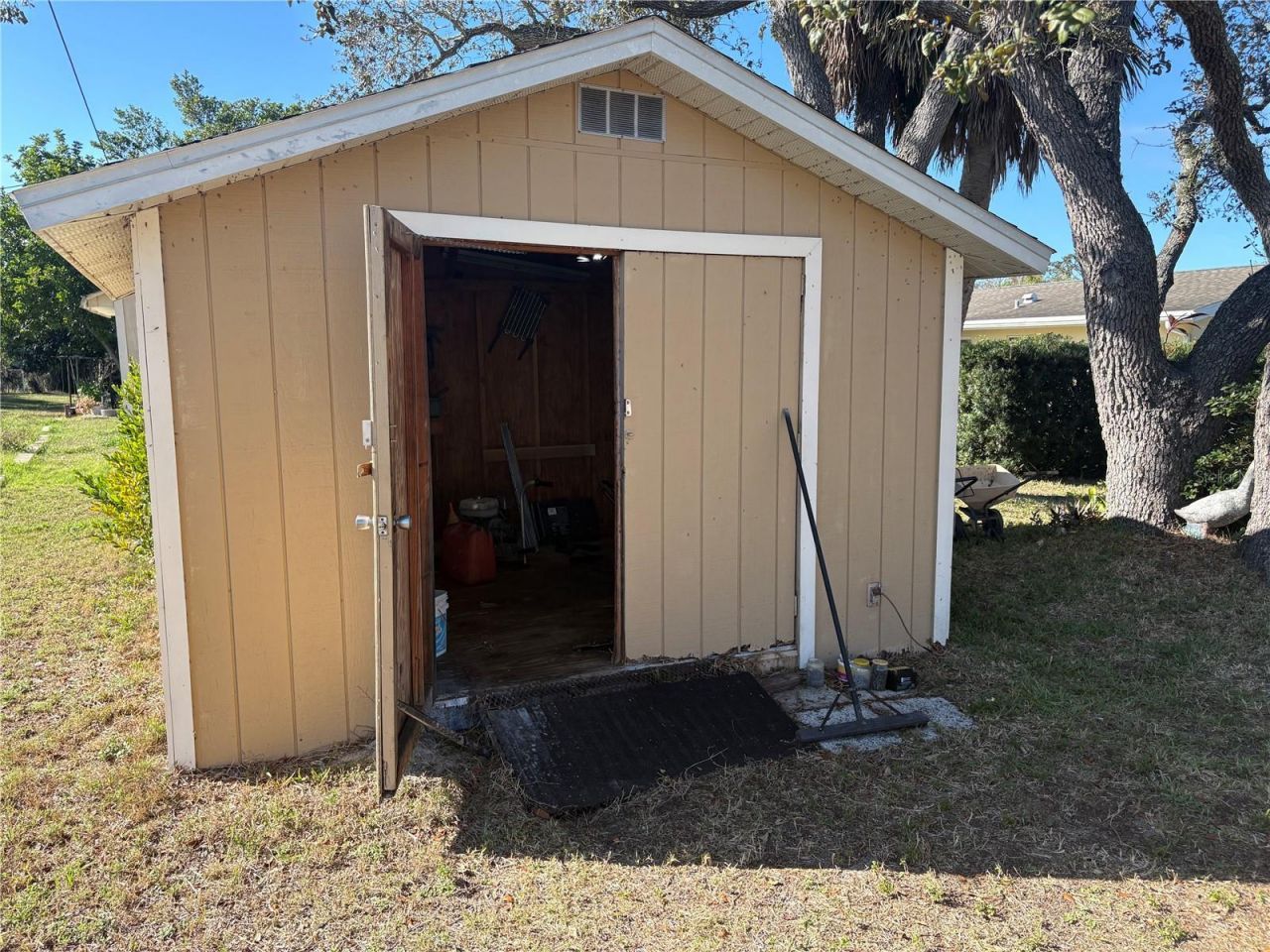 5338 Spanish Trail, Holiday, FL 34690 Photo
