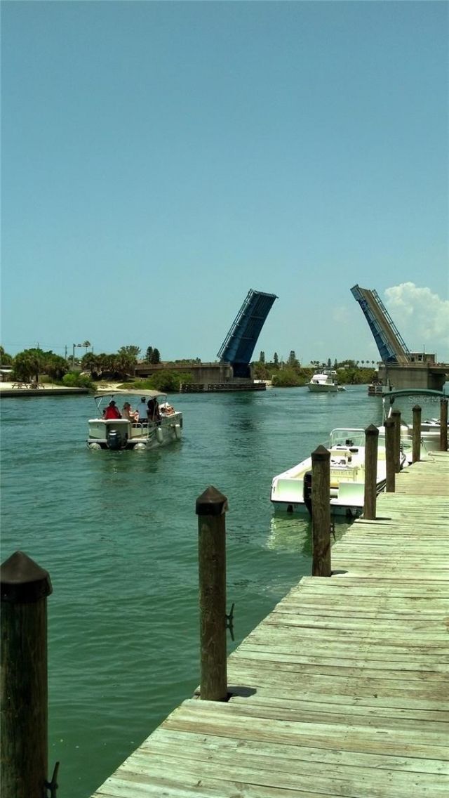 2101 SW Trafalgar Parkway, Cape Coral, FL 33991 Photo