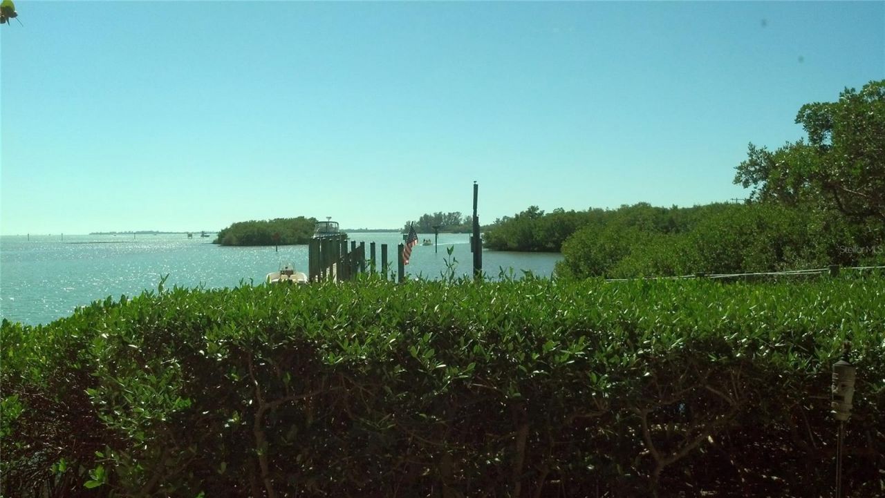 2101 SW Trafalgar Parkway, Cape Coral, FL 33991 Photo