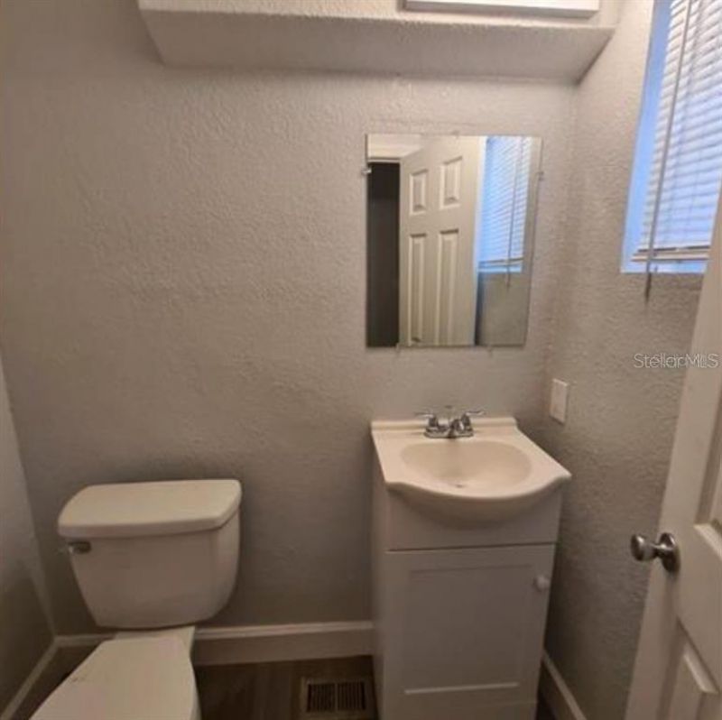 4700 10th Avenue S, Unit 2, Saint Petersburg, FL 33711 Photo