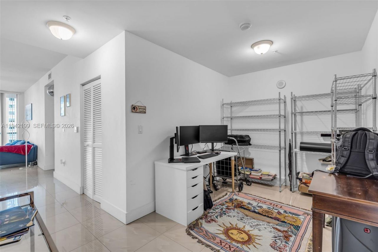 1111 SW 1st Ave, Unit 1217-N, Miami, FL 33130 Photo