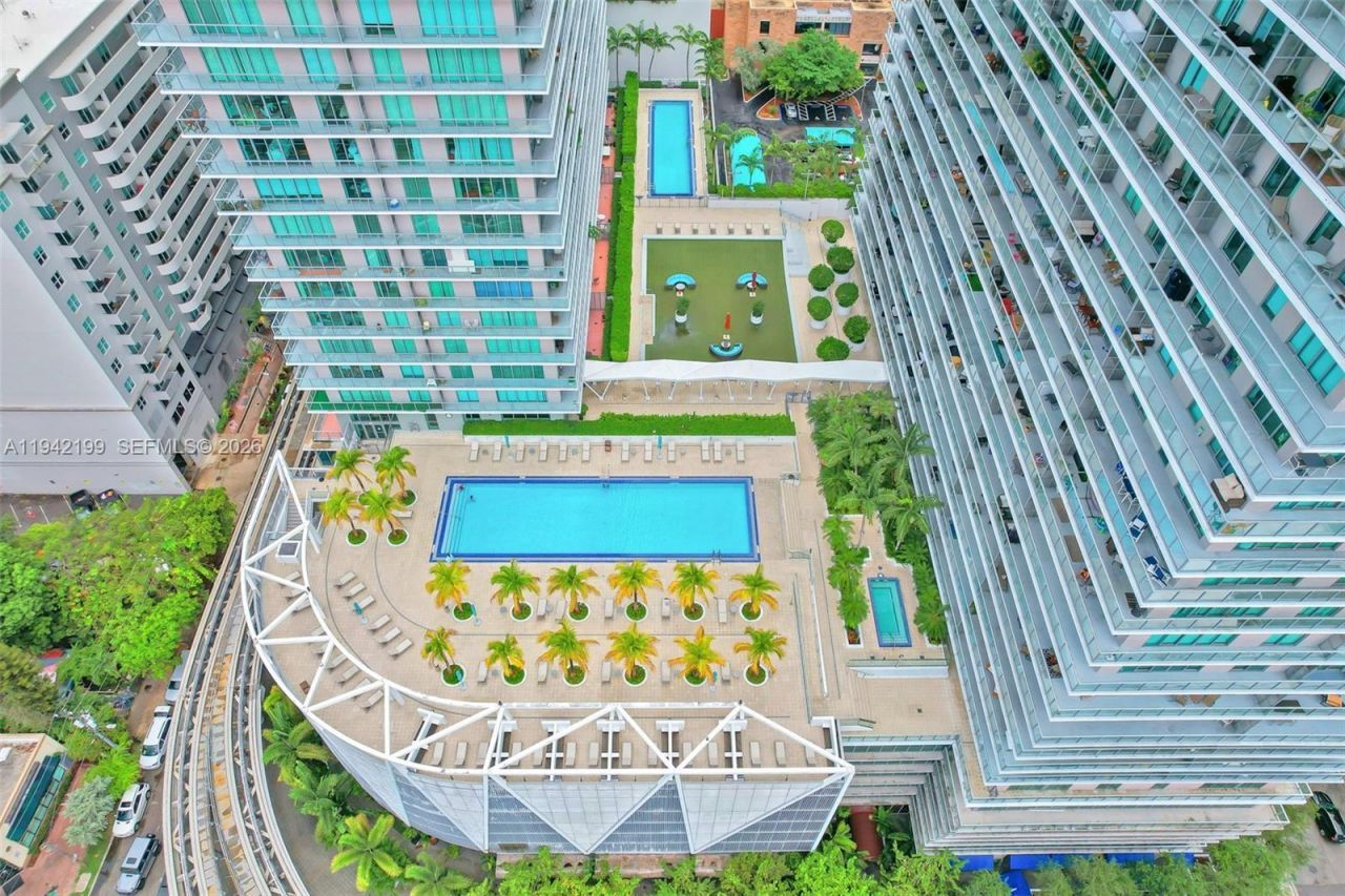 1111 SW 1st Ave, Unit 1217-N, Miami, FL 33130 Photo