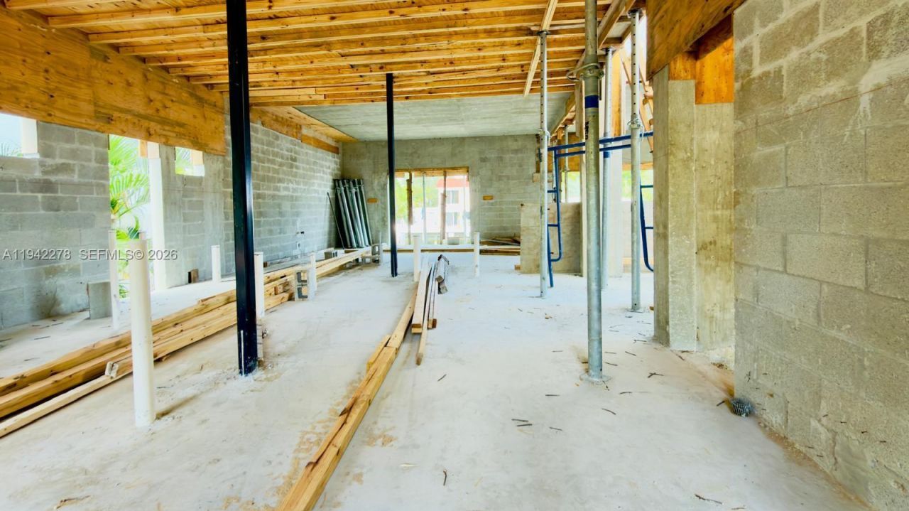 2377 SE 15th St , Pompano Beach, FL 33062 Photo