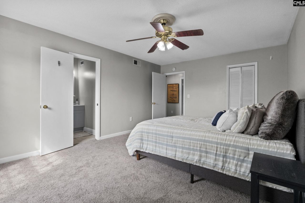 5516 Lakeshore Drive Photo 14