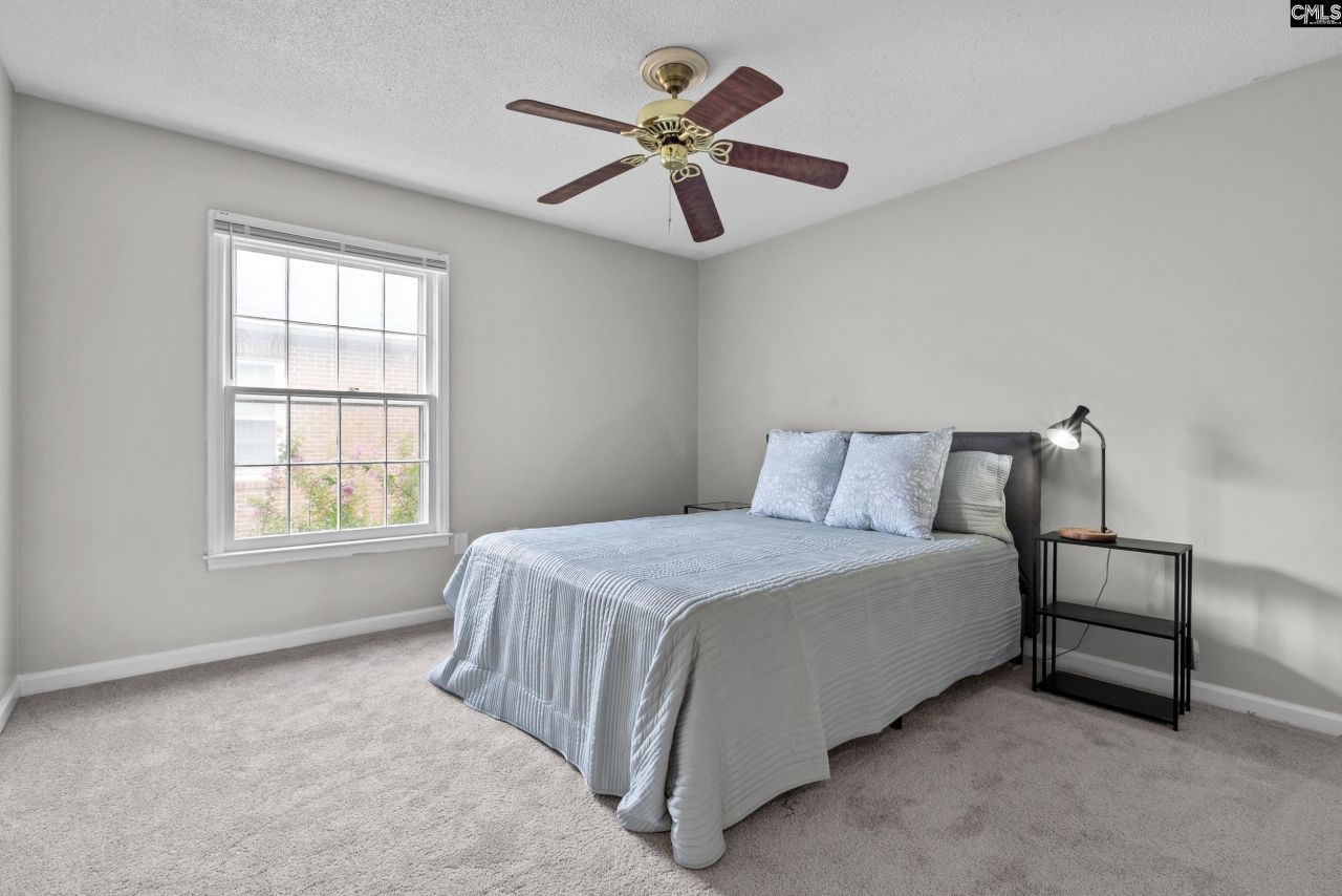 5516 Lakeshore Drive Photo 16