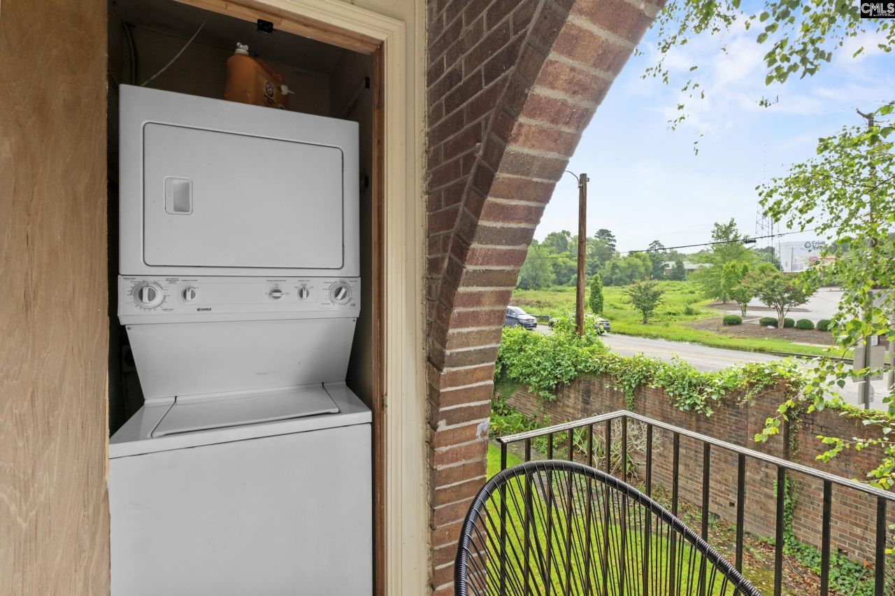 5516 Lakeshore Drive Photo 20