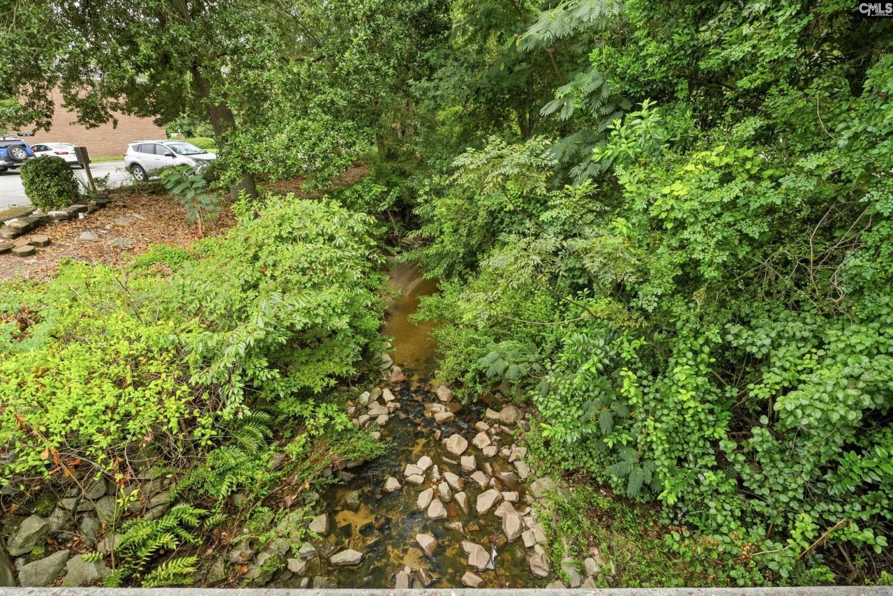 5516 Lakeshore Drive Photo 22