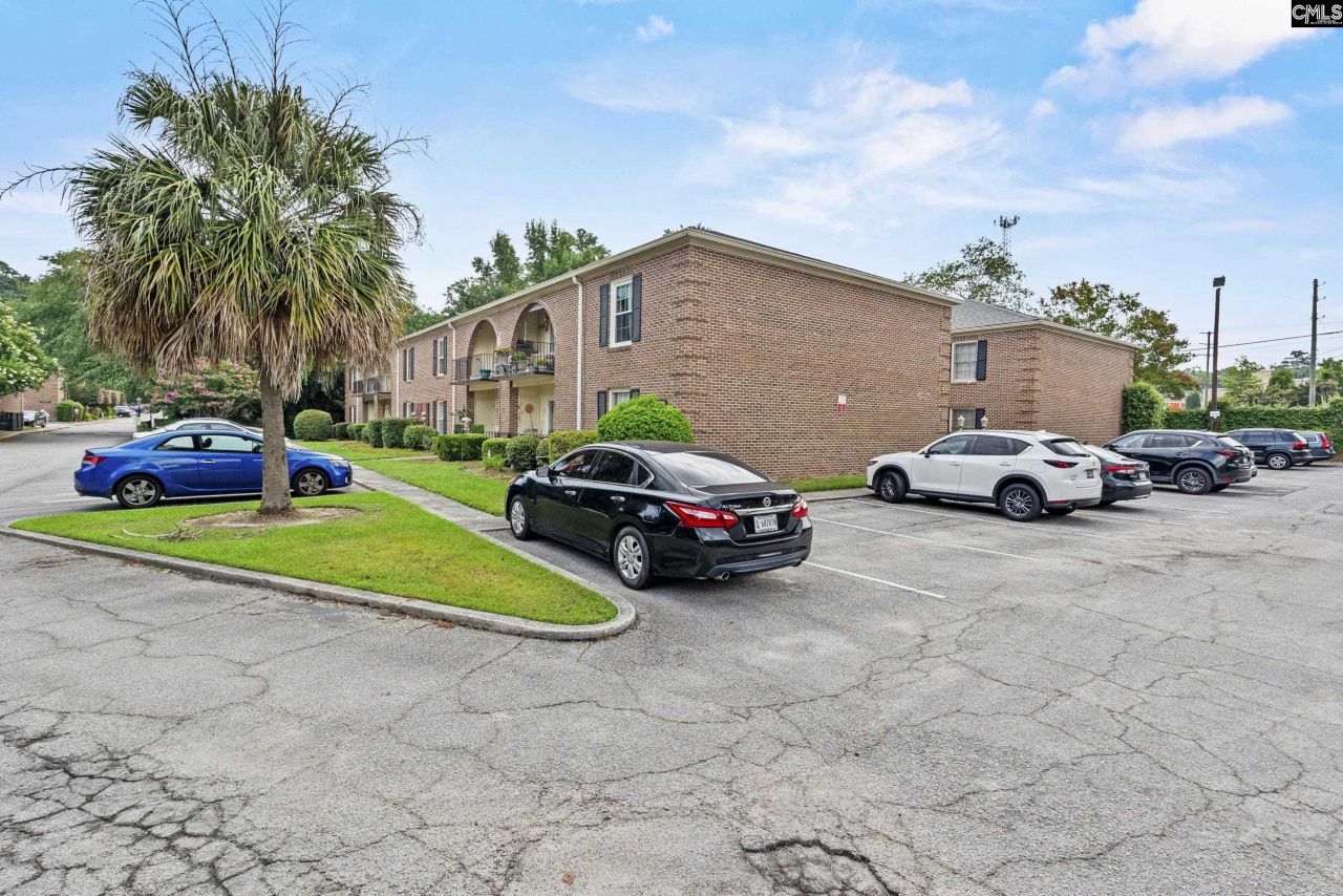 5516 Lakeshore Drive Photo 24