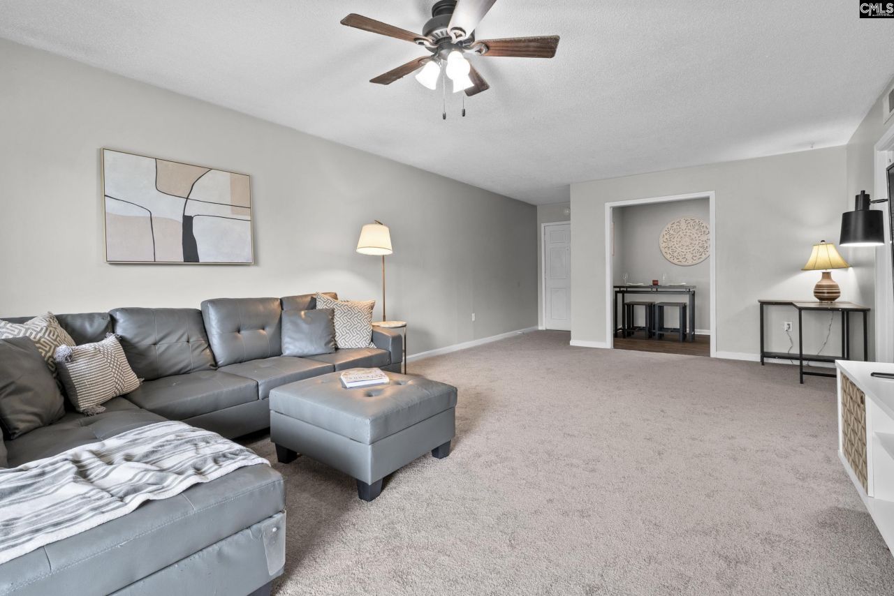 5516 Lakeshore Drive Photo 5