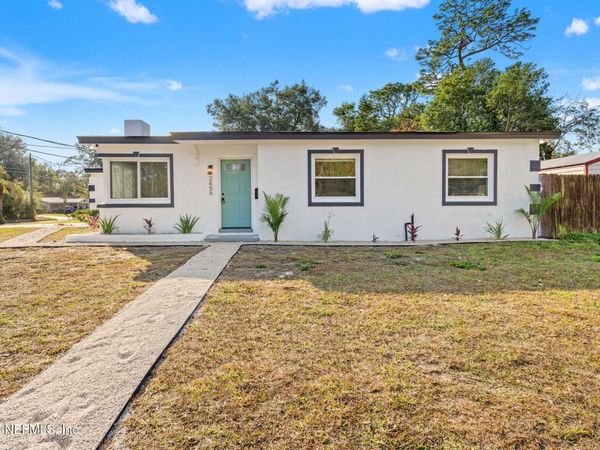 2456 CLEMSON Road, Jacksonville, FL 32217