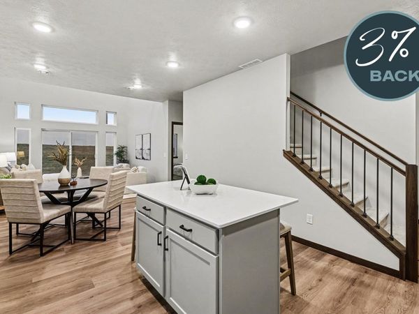 8012 E Tencate Pl, Sioux Falls, SD 57110