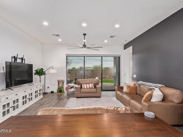 15720 S 182ND Avenue, Goodyear, AZ 85338