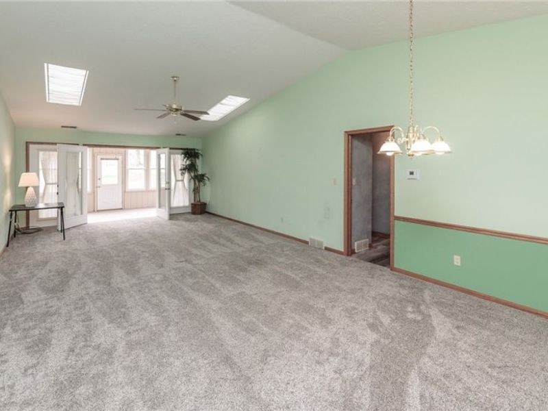 743 Bent Creek Drive, Wadsworth, OH 44281 Photo 9