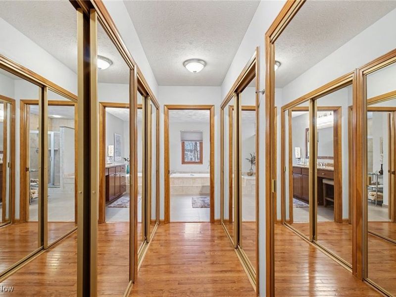 13285 S Partridge Drive, Cleveland, OH 44125 Photo 19