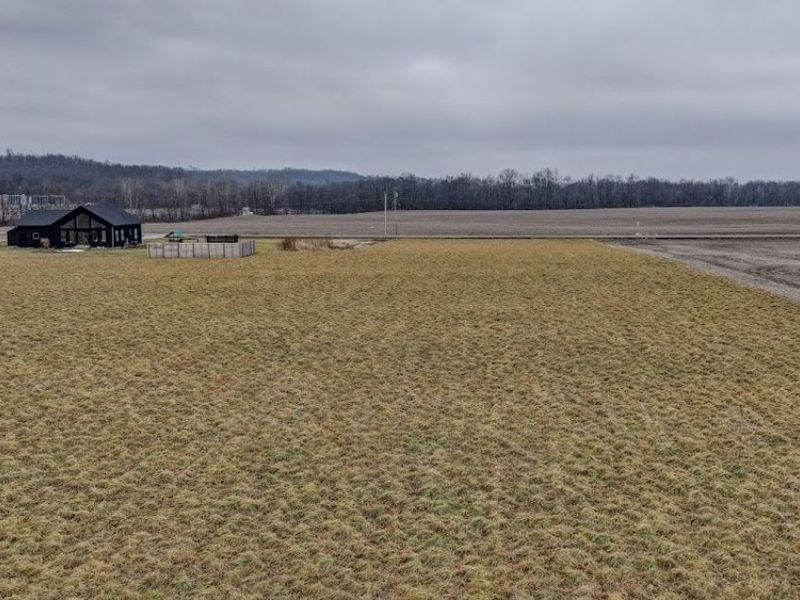 Dolphin Street SW, Strasburg, OH 44680 Photo 6