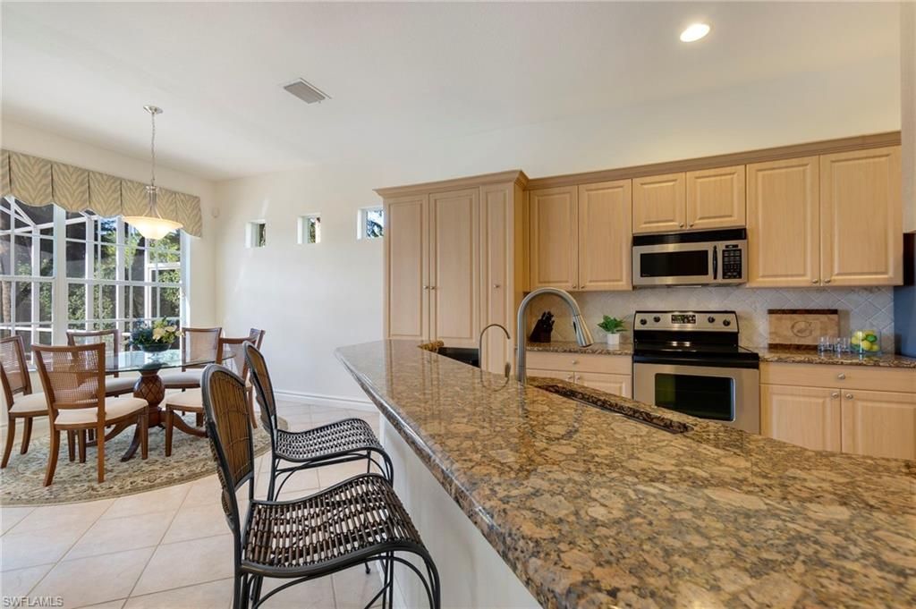 20000 Seadale Ct, Estero, FL 33928 Photo