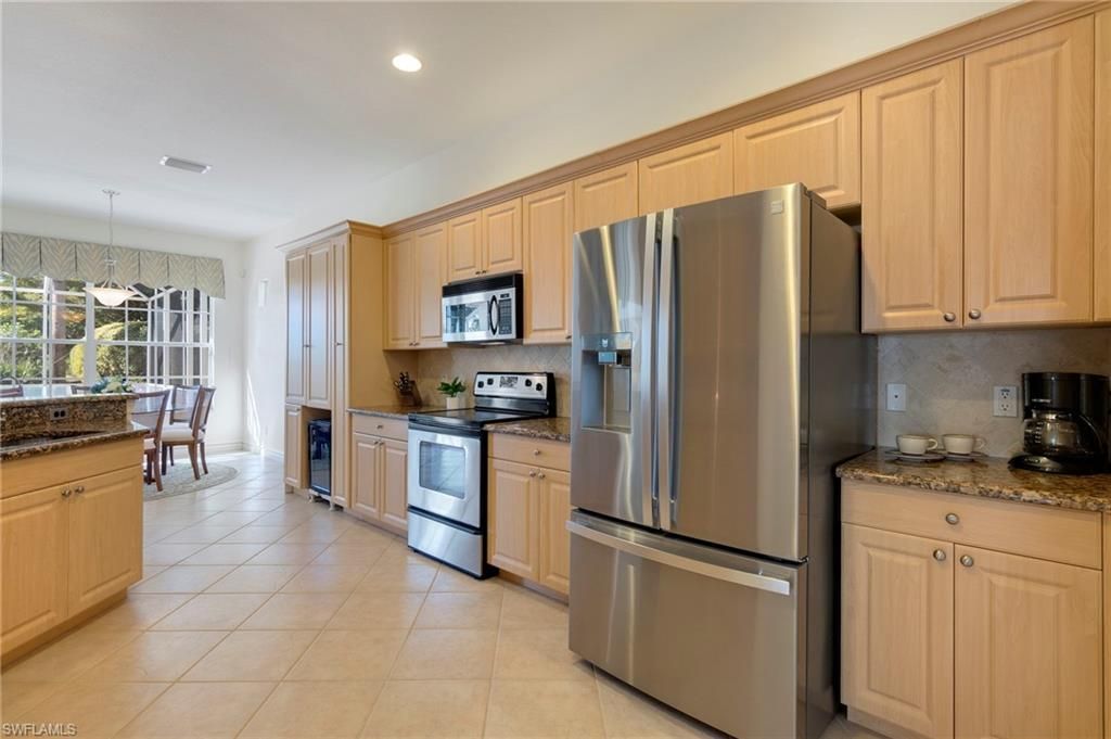 20000 Seadale Ct, Estero, FL 33928 Photo