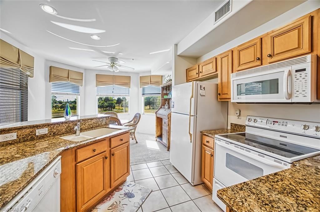 4011 Palm Tree Blvd, Unit 205, Cape Coral, FL 33904 Photo