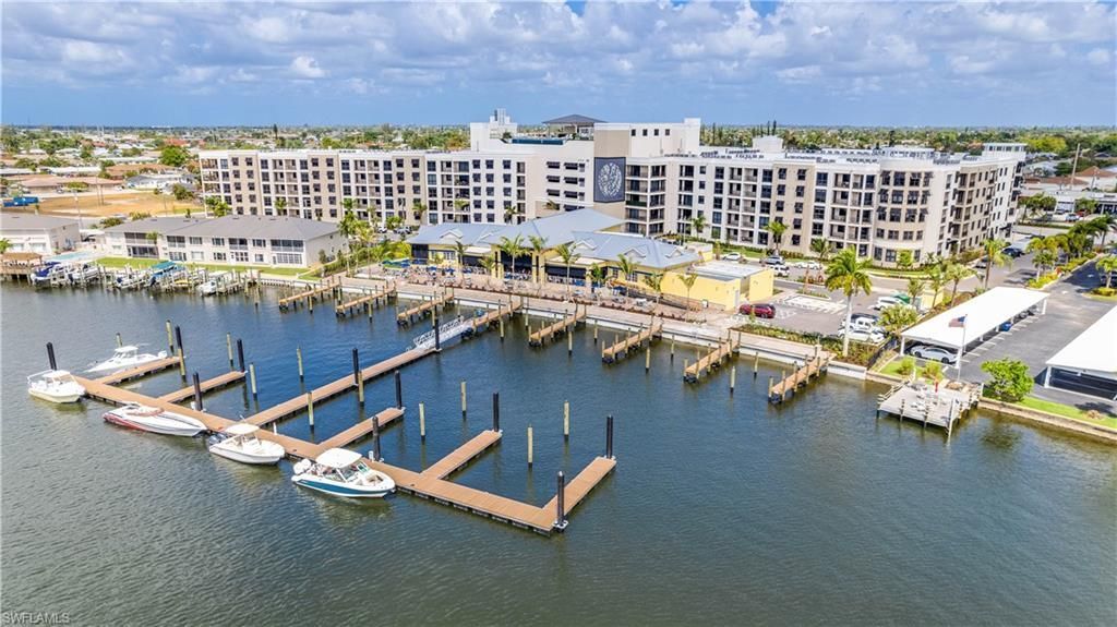 4011 Palm Tree Blvd, Unit 205, Cape Coral, FL 33904 Photo