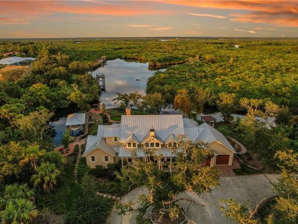 27300 Egret PL, PUNTA GORDA, FL 33983