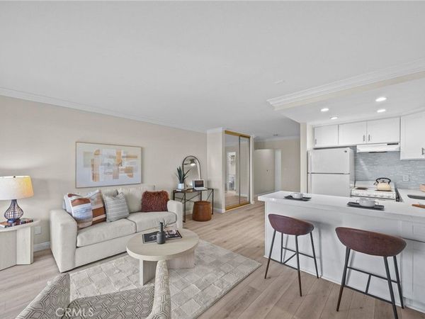 101 Scholz Plaza, Unit PH19, Newport Beach, CA 92663