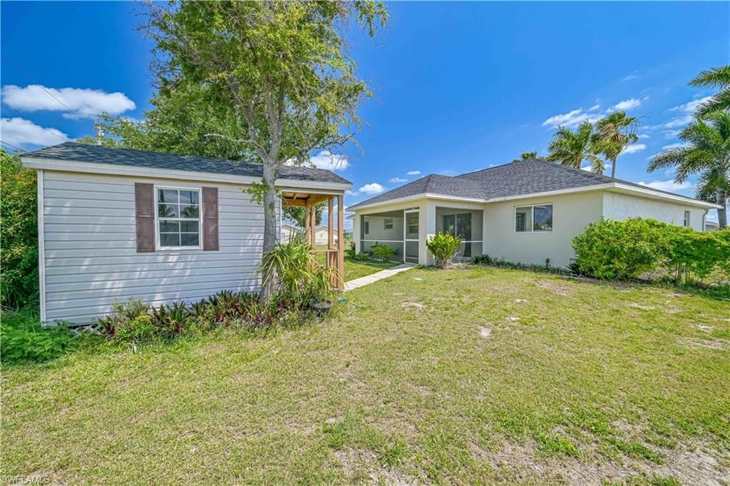1214 NE 14th Pl, Cape Coral, FL 33909 Photo