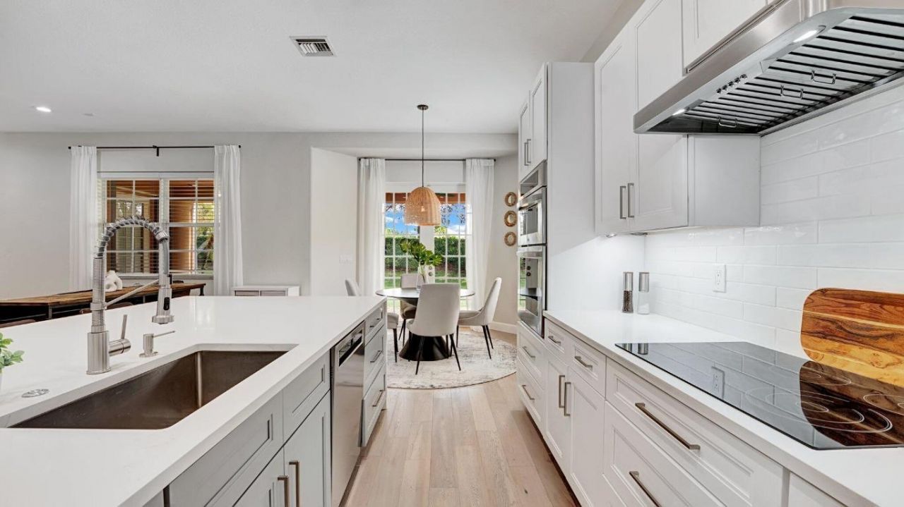 10641 Willow Oak Court, Wellington, FL 33414 Photo