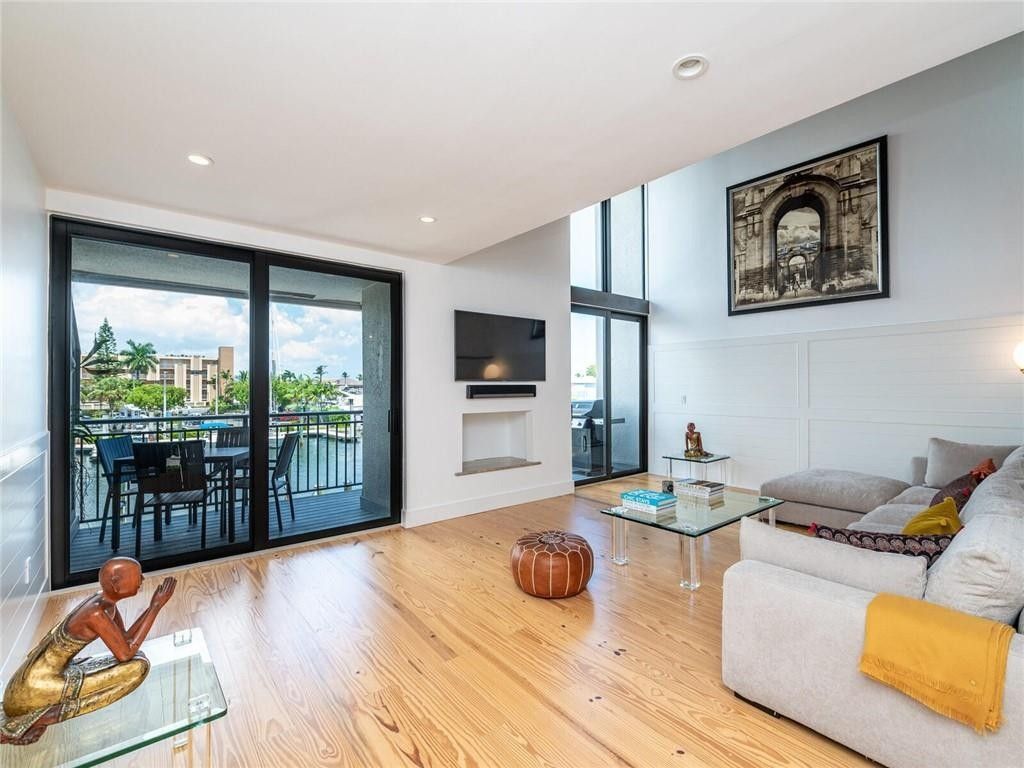 33 Port Side Drive, Unit 33C, Fort Lauderdale, FL 33316 Photo