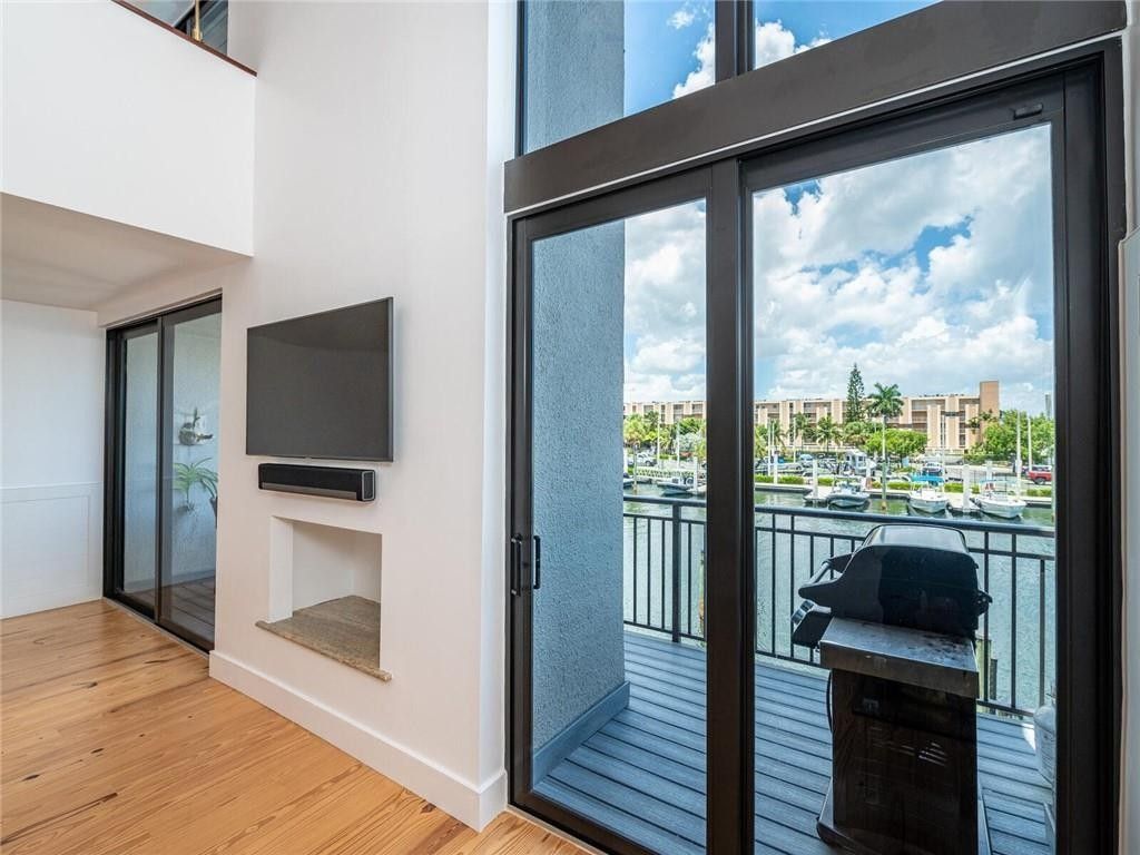 33 Port Side Drive, Unit 33C, Fort Lauderdale, FL 33316 Photo