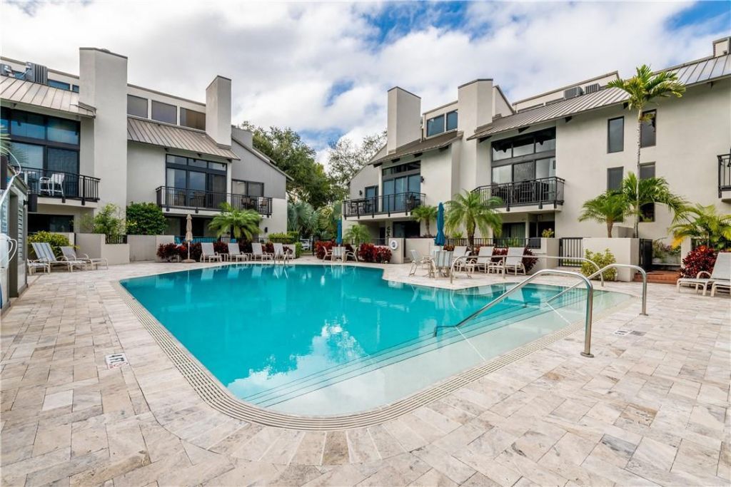 33 Port Side Drive, Unit 33C, Fort Lauderdale, FL 33316 Photo